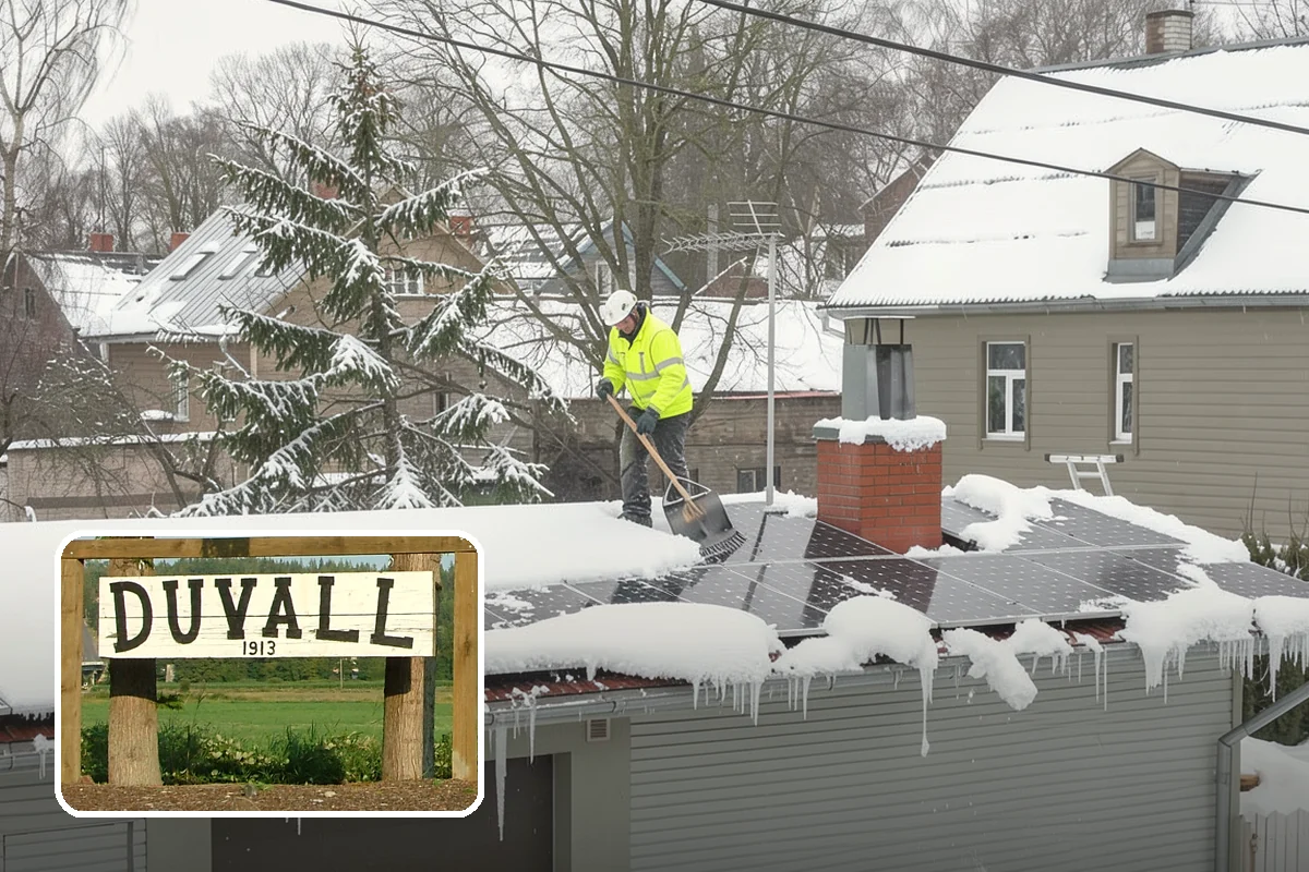Boardwalk Snow Clearing in Duvall, King County, WA - Protects wood and composite decking from blade damage